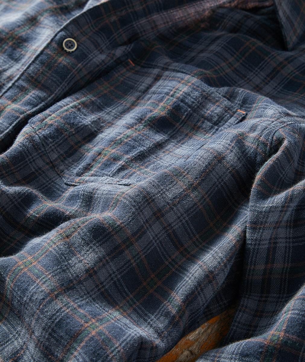 Colton | Rustic Cabin Comfort