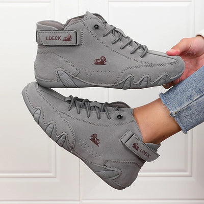 Riley | All-Day Comfort Walkers