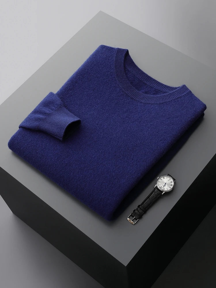 Adrian | Essential Crew Knit